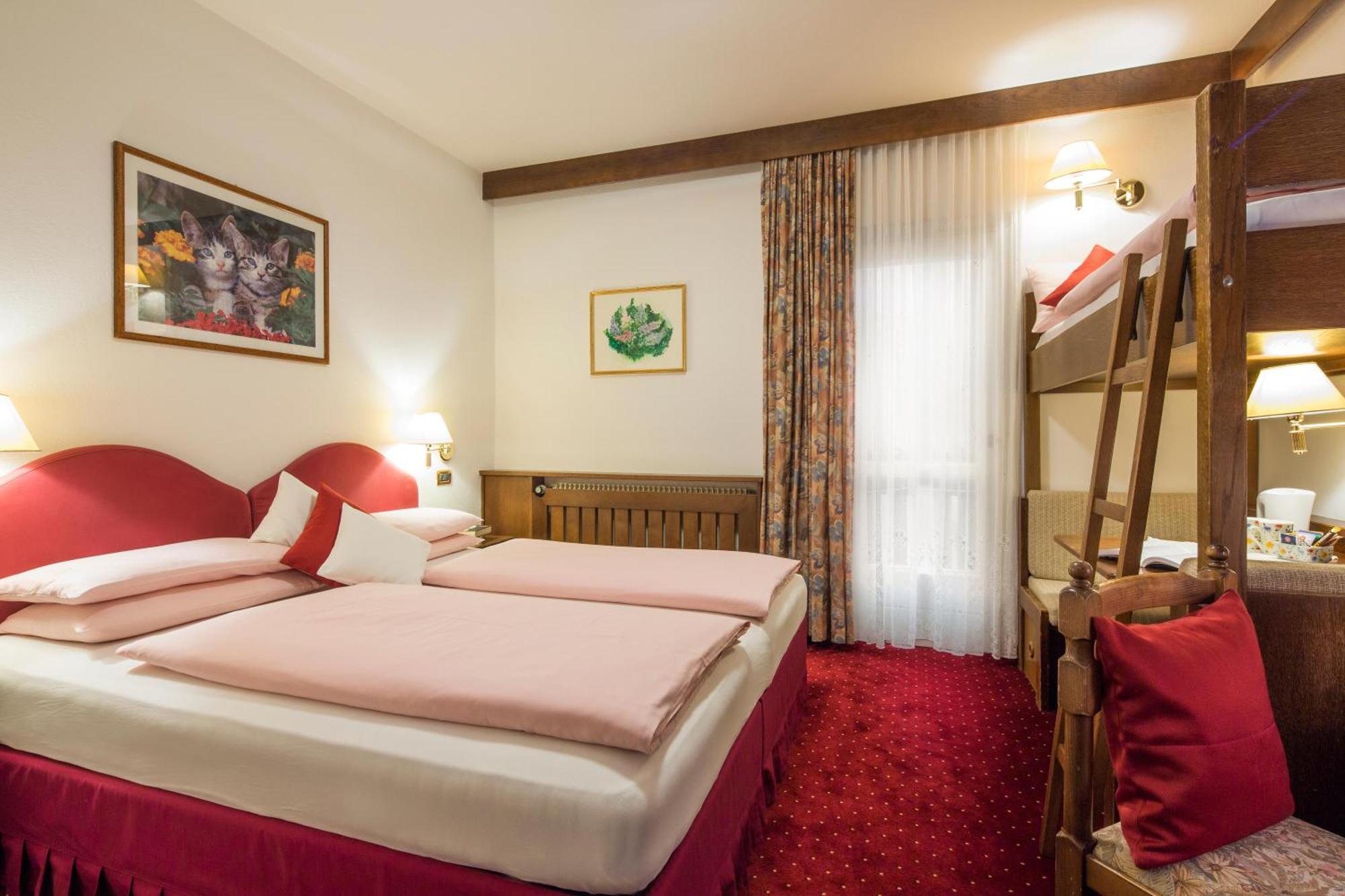 Hotel Maria Corvara In Badia Dış mekan fotoğraf