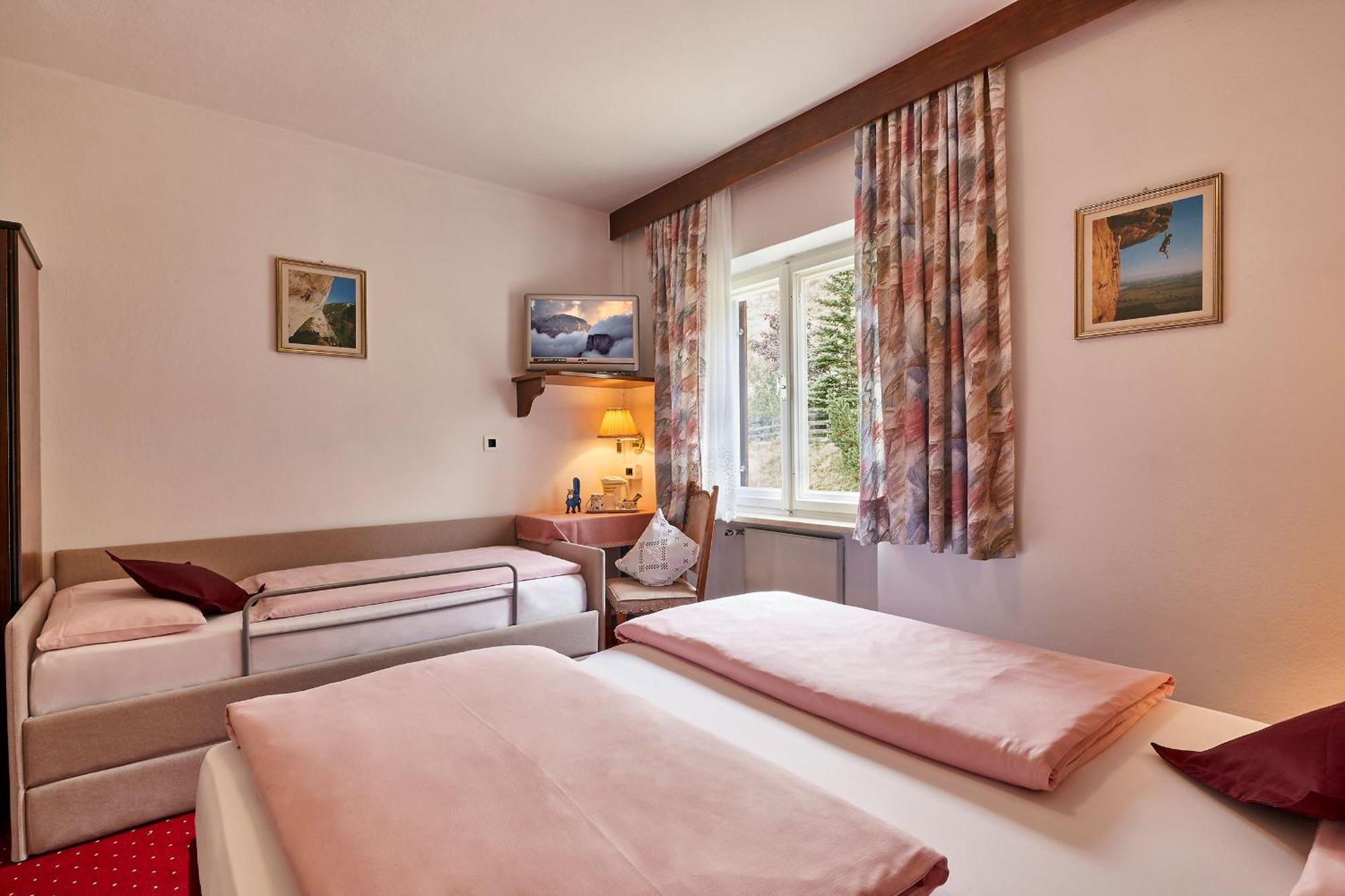 Hotel Maria Corvara In Badia Dış mekan fotoğraf